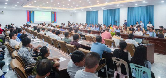 西哈努克省长对话烂尾楼业主，承诺全方位支持项目重启-博彩新闻-博彩策略-博彩论坛